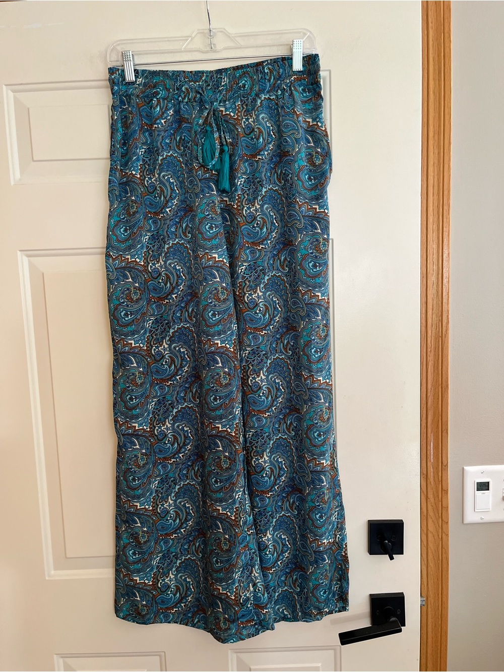 Philosophy Republic teal paisley wide leg pull on palazzo lounge pant.Size small - Picture 2 of 16
